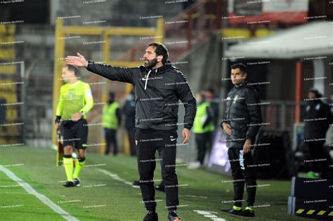 Benevento Alla Ripresa Occhi Puntati Su Farias Barba E Improta