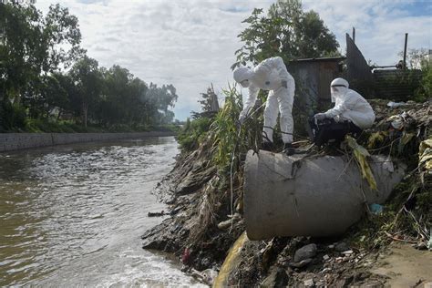 Half of the World's Coastal Sewage Pollution Flows from Few Dozen ...