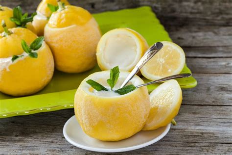 Come Fare Il Sorbetto Al Limone Senza Gelatiera La Ricetta Cremosa