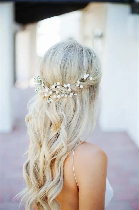 Beach Wedding Medium Hairstyles