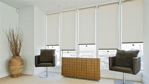 Roller Blinds Curtains | Interior Blinds | Vertical Blinds | Vanitian ...