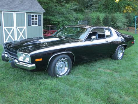 1973 Plymouth Roadrunner 340 Black 4 Speed Cuda Challenger Duster