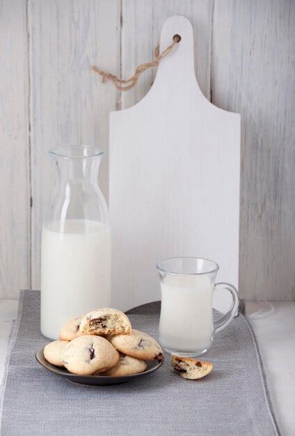 Galletas De Chocolate Con Leche Foto Premium