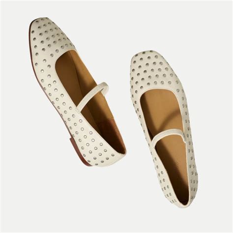 Comfortable Dressy Flats to Turn to When You Can't Wear Heels