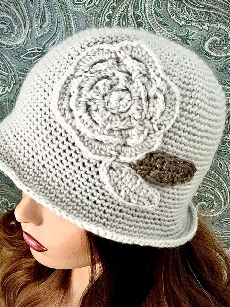 Crocheted Cloche Hat With Flower Light Gray Mocha