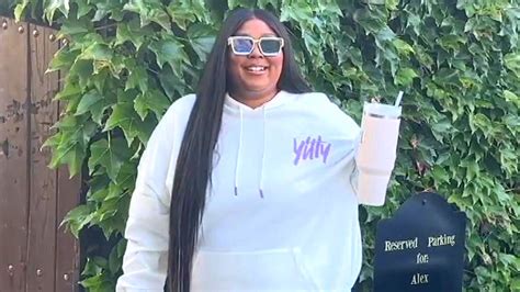 Lizzo Spotted Out For First Time Amid Former Backup Dancers Lawsuit