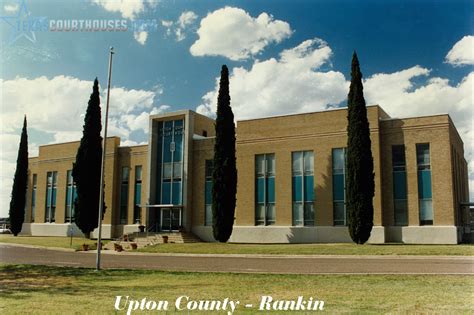 Upton County Courthouse | TexasCourtHouses.com