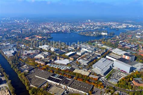 Berlin aus der Vogelperspektive Werksgelände der Bayerische Motoren