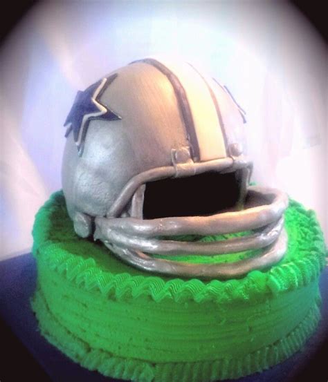 Dallas Cowboys Helmet cake | Cowboys helmet, Football helmets, Helmet