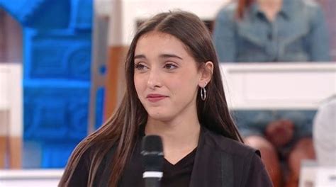 Chi Giulia Stabile Di Amici Et Biografia E Instagram