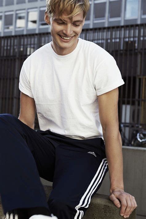 Jakob Bertelsen – TWO MGMT / Two Management Canada – International Model Agency Canada