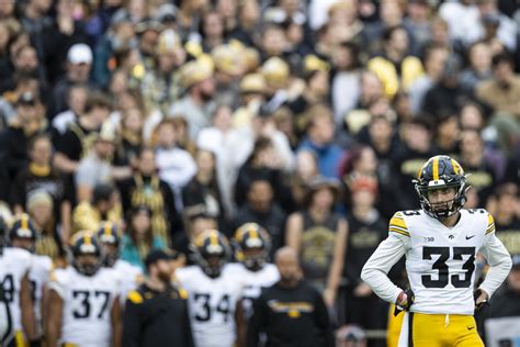 Twitter Reacts To Iowa Footballs Victory Over Purdue The Daily Iowan