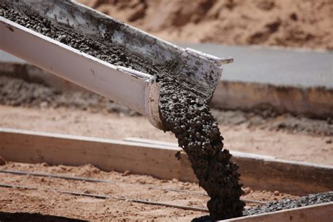 Concreto reciclado conheça as vantagens e desvantagens