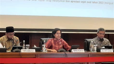 Sri Mulyani Umumkan Apbn Hingga Juli Surplus Rp Triliun