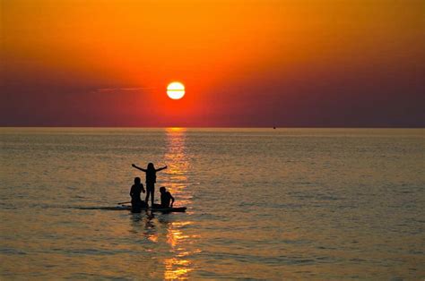 Download Breathtaking View Of Lake Erie