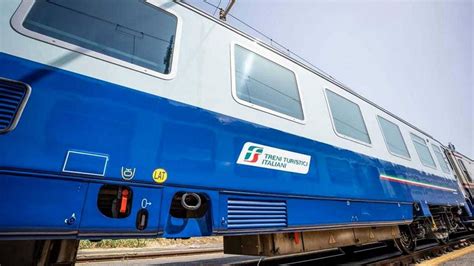 L Espresso Cadore Il Treno Notturno Che Porta Da Roma A Cortina