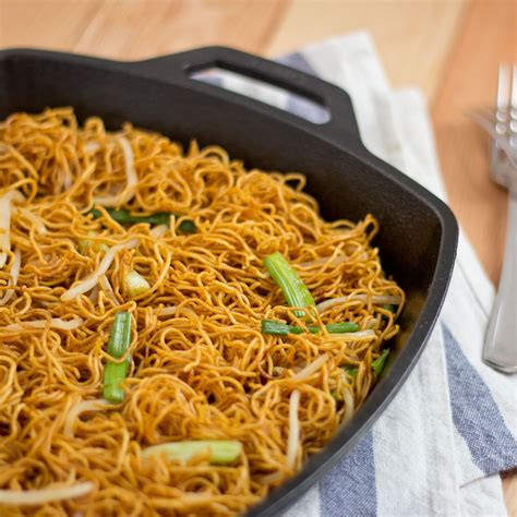 8 Pan Fried Noodles With Soy Sauce Trimmedandtoned