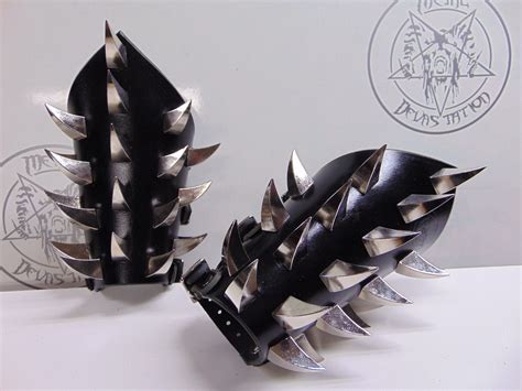 Windir Leather Dragon Claw Spike Gauntlet Norway Mdlg Metal