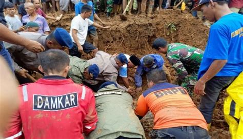 New Age | 18 killed, 5 missing after Indonesia floods, landslide