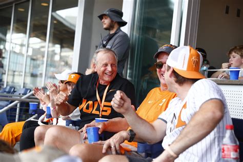 Josh Heupel Rick Barnes Danny White And Peyton Manning React To Tennessee S National