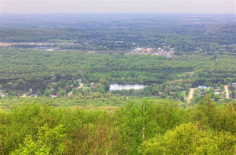 A lake in the landscape at Rib Mountain State Park, Wisconsin image - Free stock photo - Public ...