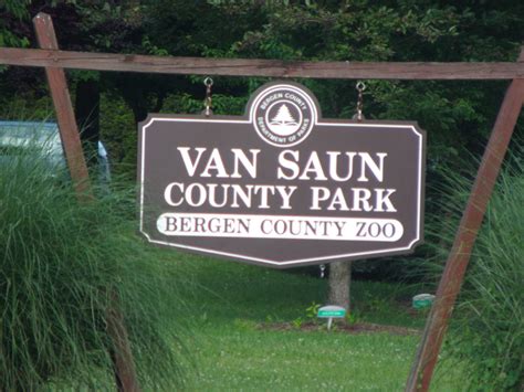 The Great Lakes of NYC: Van Saun County Park