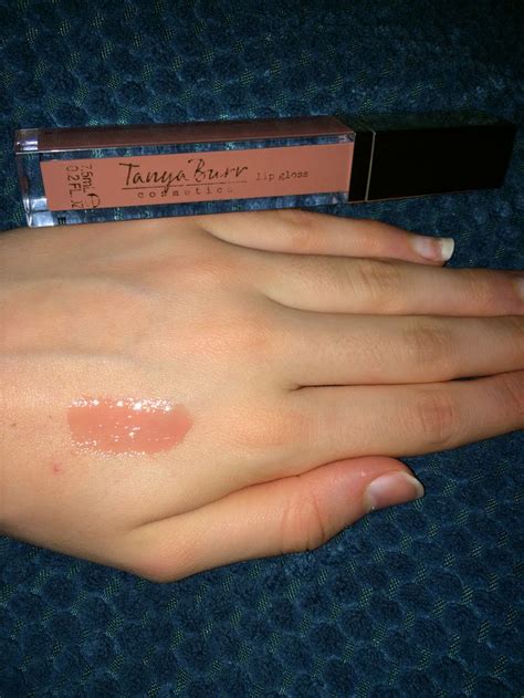 Tanya Burr Lip Gloss In Lunch Date It S So Pretty Lip Gloss Tanya