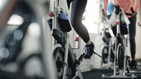 What are some of the best stationary bike workouts?