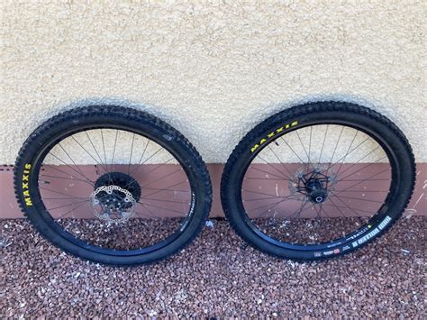 2015 Mavic EN521 Rims W Hope Pro 2 Evo Hubs For Sale