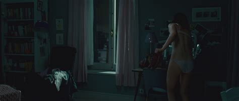 Naked María Valverde in Tres metros sobre el cielo