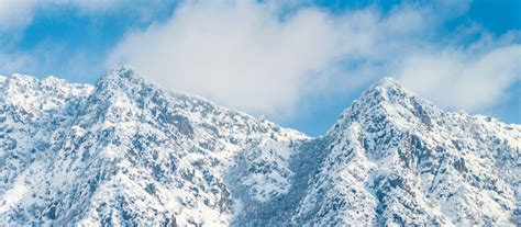 Surprise Snowfall! Early Winters in Kashmir! Yay for Tourists ...