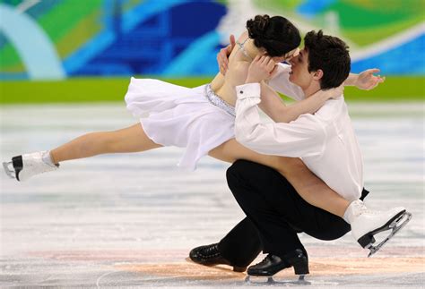 2018 Winter Olympics: Tessa Virtue and Scott Moir Romantic Photos ...