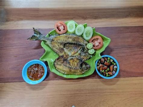 Daftar Harga Menu Delivery Pecel Lele Dan Ikan Bakar Mama Angel