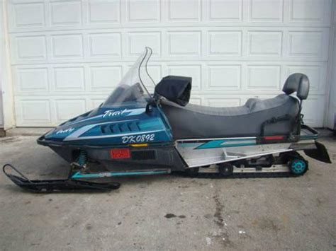 1994 Polaris Indy Trail Deluxe Snowmobile For Sale In Ari Indiana