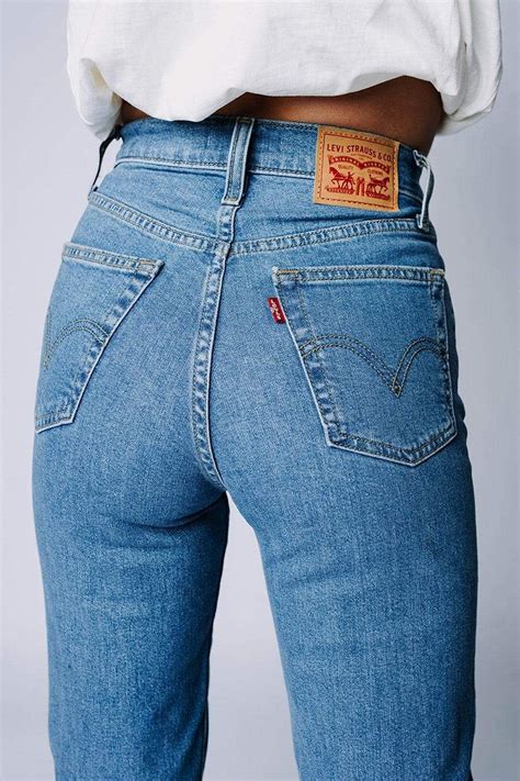 Levis High Waisted Taper Jean In Fyi 27 In 2021 Levi Jeans Women