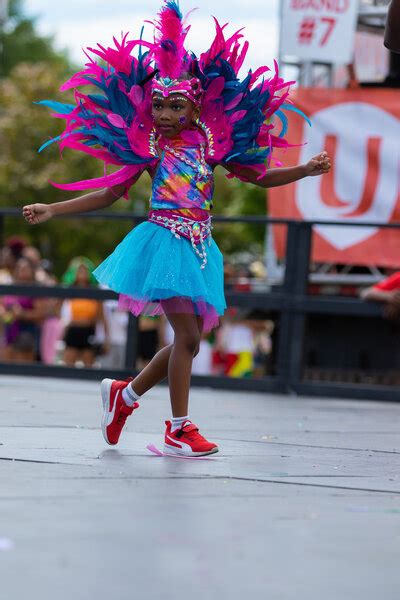 Toronto Carnival Costumes Sunlime Mas Band Play Mas