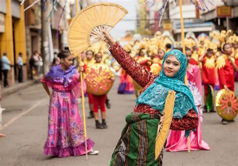 India And The Middle East: At The Heart of the Filipino Spirit - Humaling