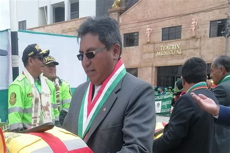 Puno Detienen A Alcalde De Umachiri Por Solicitar S 50 Mil De Coima