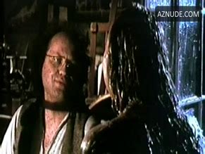 SCHTONK NUDE SCENES AZNude