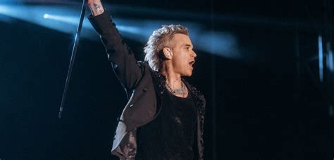 Robbie Williams Wishes He Was Gay Has Done Everything But Suck A C Ck Star Observer