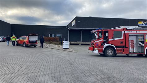 Brandv Snet Hastede Til Brand I Industribygning I Taulov Danmarkc Tv