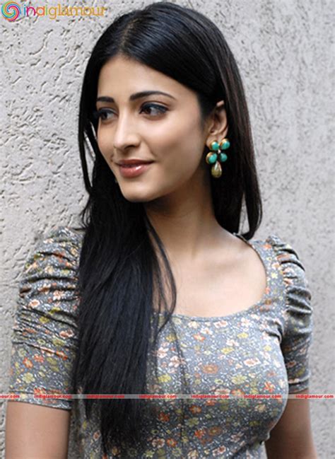 Shruti Haasan Actress HD photos,images,pics and stills-indiglamour.com ...