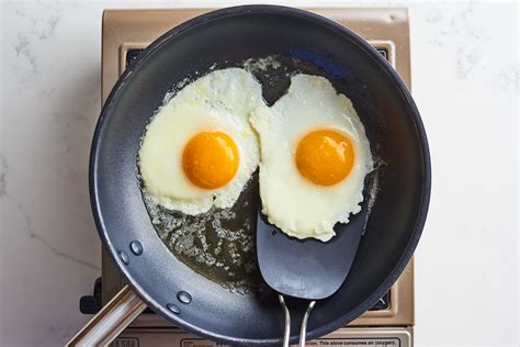 How To Cook Over Easy Eggs A Step By Step Guide