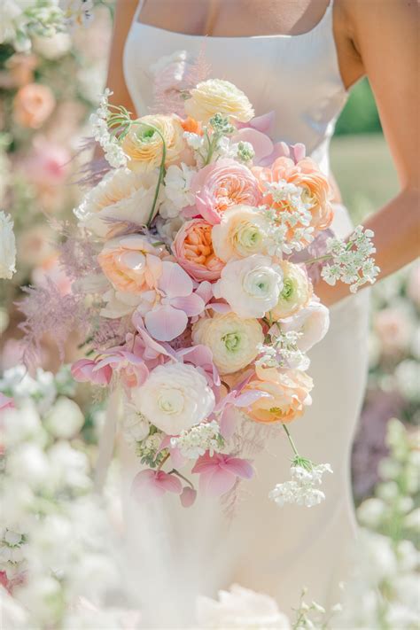 Cedar Lakes Estate Styled Shoot Peonies To Paint Chips Peonies To