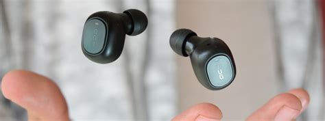 Hearing Aids Vs Earbuds Hearing Aid Uk