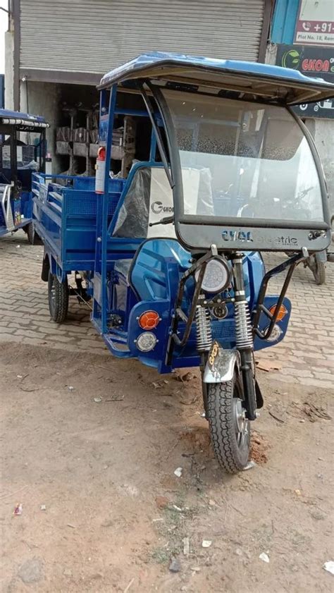 E Cart Battery Operated Loader Maximum Run Per Charge 100 120 Km