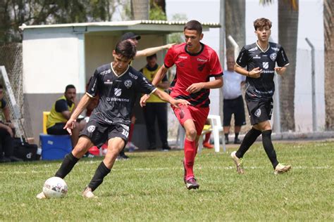 Galo Luta Mas é Derrotado Pelo Athletico Pr No Jogo De Ida Da