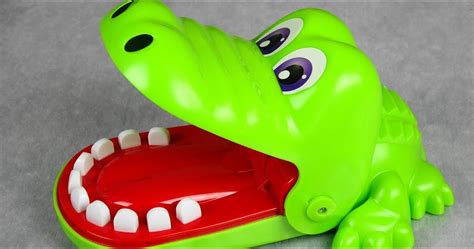 25 Toys From The 90s That Kids Aren't Allowed To Play With Anymore