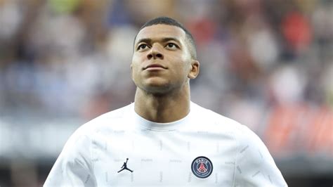 Psg Kylian Mbapp A Annonc Sa Prolongation Au Parc Des Princes