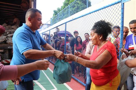 Edson Gaguinho Distribui Peixe Na Semana Santa C Mara Municipal De